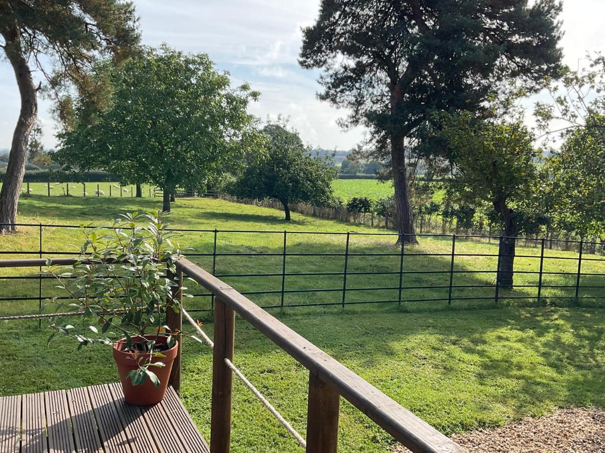 Secluded Cosy Luxury Pod With Wood Fired Hot Tub Hotel Shrewsbury Kültér fotó