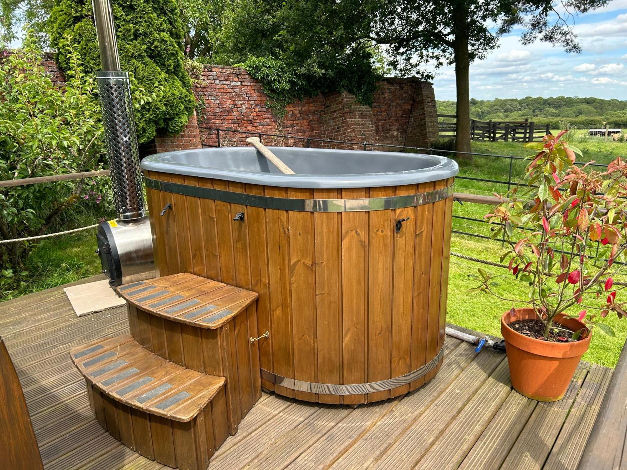 Secluded Cosy Luxury Pod With Wood Fired Hot Tub Hotel Shrewsbury Kültér fotó